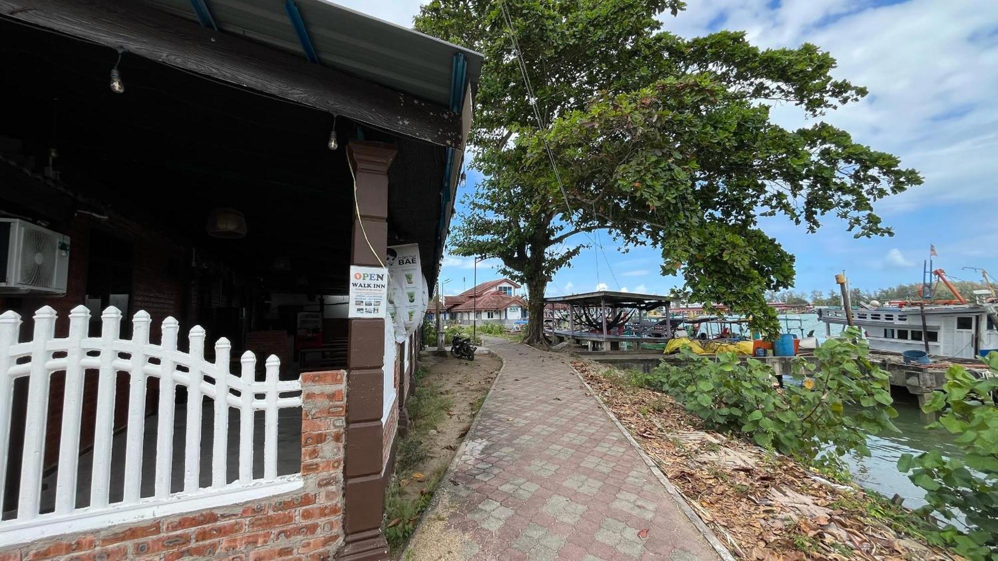 Roomstay By Abe Cottage Kampung Kuala Besut Екстериор снимка